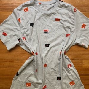 Men’s Nike Shoe Box Tee!